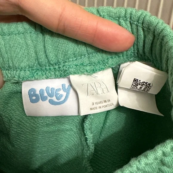 Zara Toddler Bluey 3T Shorts - Picture 4 of 4